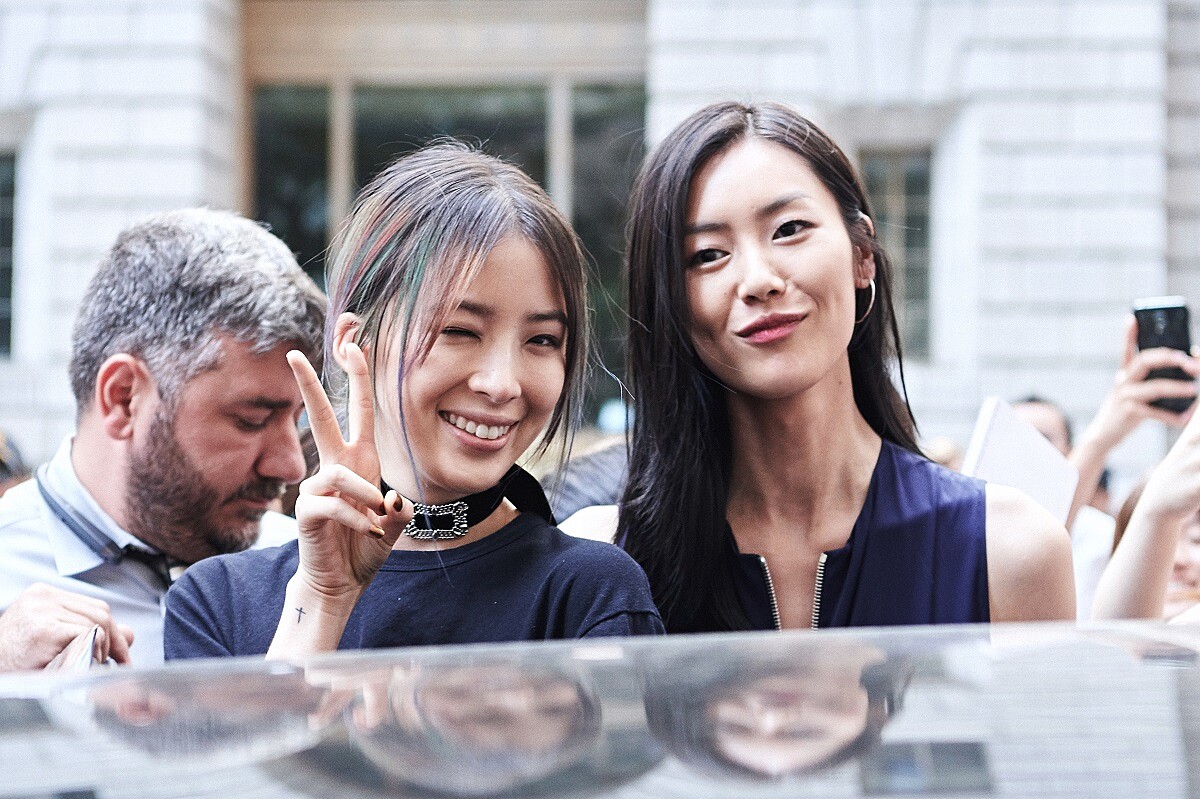 【紐約時裝週】街拍如戰場，時裝週場外名人穿搭點評