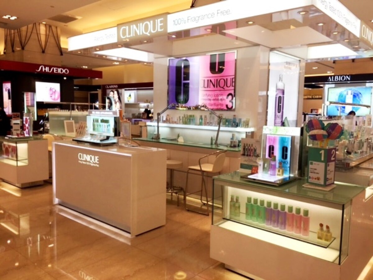 像魔鏡一樣厲害！倩碧才有的醫美等級「診療鏡」，讓NG膚況通通現形