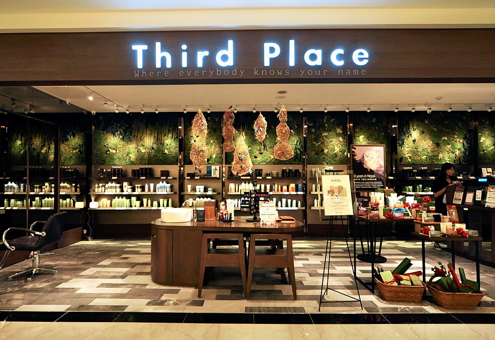 最近頭髮掉得有點多？拯救秀髮的神手就在AVEDA，用頭皮檢測找回頭皮健康