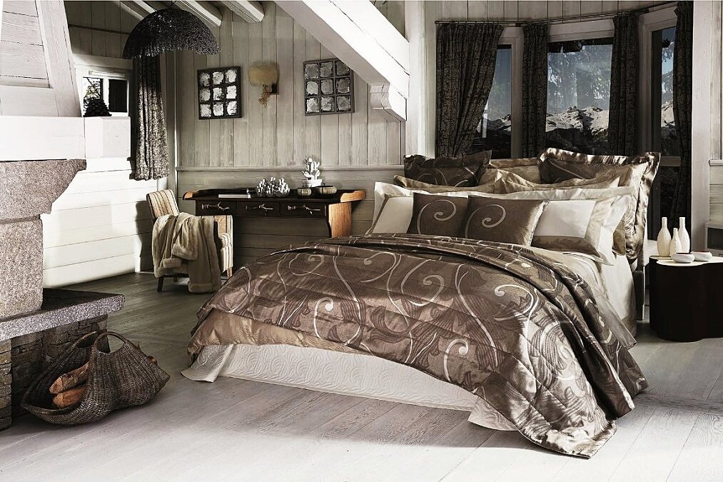 冷冽灰、靜謐綠、寶石紅 打造月光系寢眠 就跟五星飯店床寢大師學 