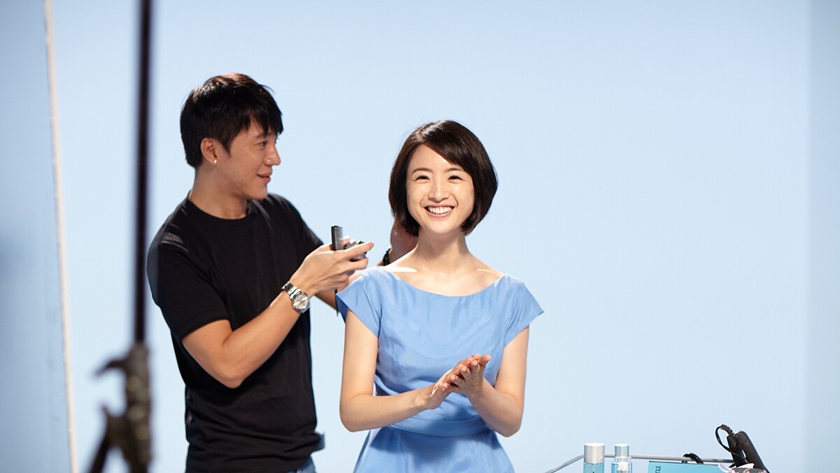 奔波台、美、陸三地，讓林依晨無論到哪裡都能維持神級美肌的補水神器就是它！