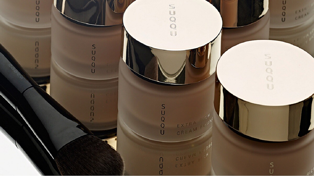 小編今年用過最好用的SUQQU粉霜+粉刷，周年慶一定要入手啊！