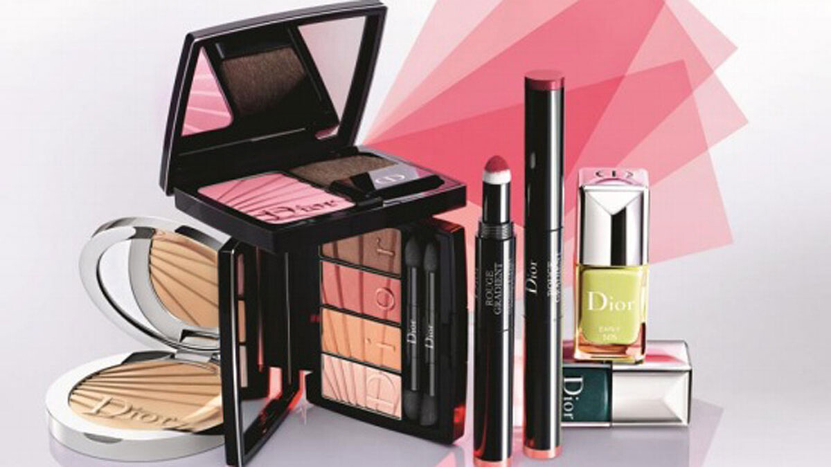 好美好繽紛！Dior迪奧2017春季彩妝「盛彩春色」暈染純淨甜美的多彩光譜