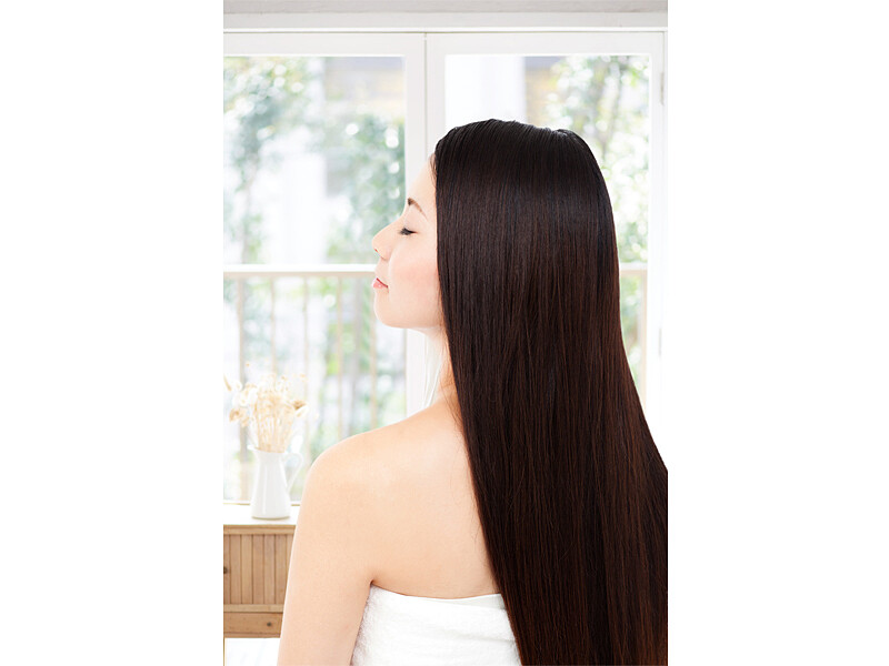 「乾髮女」的逆襲！練好保濕&amp;amp;修護功夫，秀髮不怕靜電突擊～