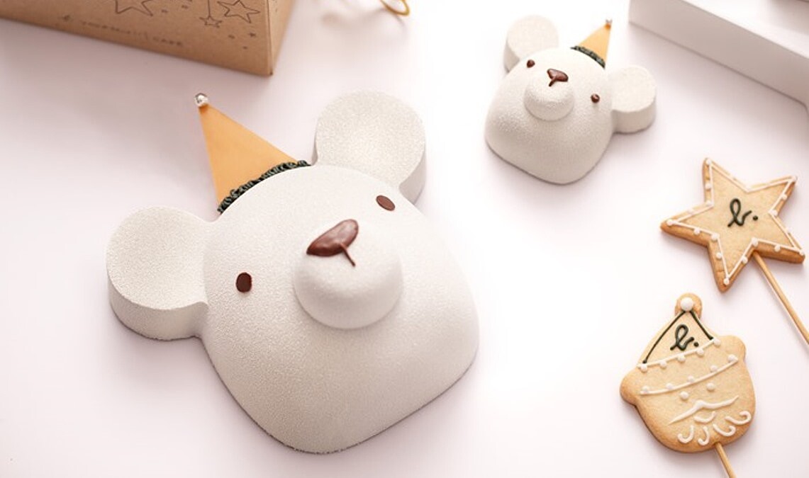 暖口又暖心，限量小灰兔 燈芯絨小熊 只在b. YOURSELF CAFÉ &amp;amp; b. DÉLICES 