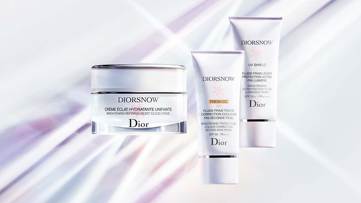 綻放如春日般的新生美肌！DIOR雪晶靈透亮系列結合經典雪絨花讓臉蛋從肌底散發光彩活力