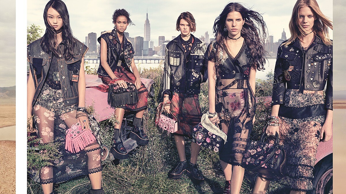 美翻天的茶香玫瑰色！集叛逆、甜美於一身的Coach 2017春季新包與形象