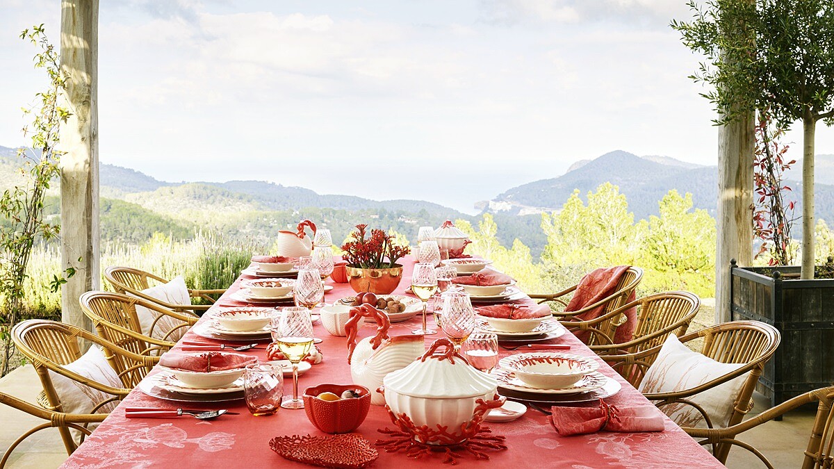 把房間打造成美人魚的海底城堡！水藍、珊瑚紅、海藻綠的ZARA HOME 2017春夏系列