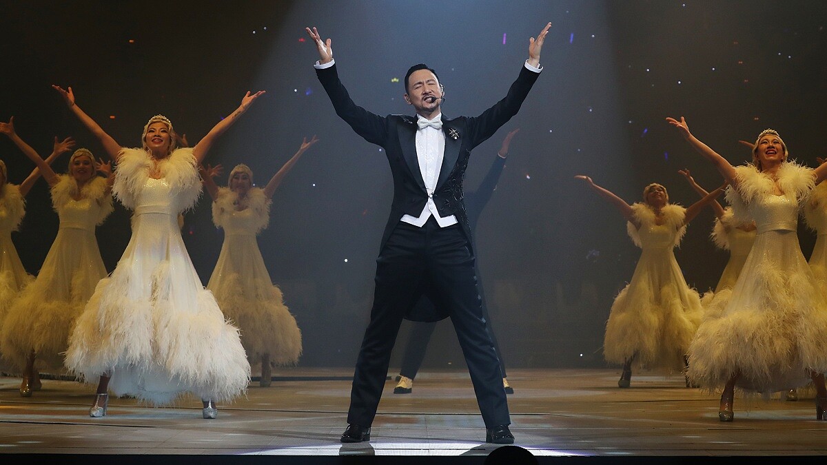 能歌能舞超乎想像精彩！歌神張學友世界巡迴演唱會360度環繞舞台太壯觀