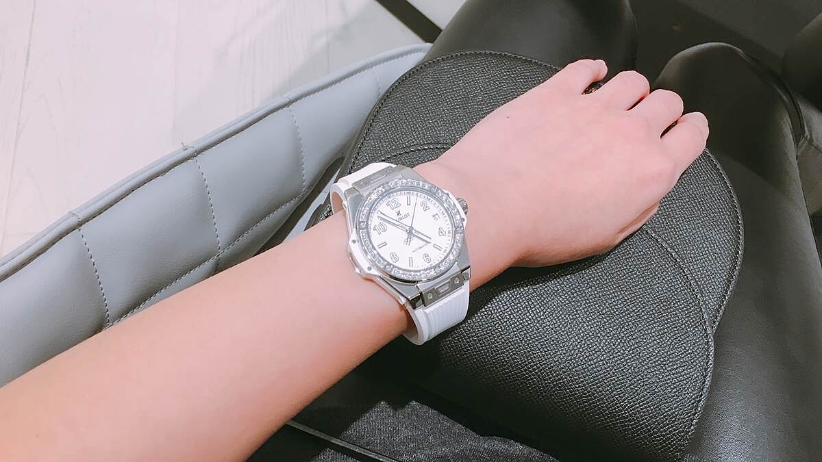 【試戴報告】運動風、複合材質、大錶徑、顯眼色彩…Hublot宇舶錶Big Bang系列腕錶帥出新高度！