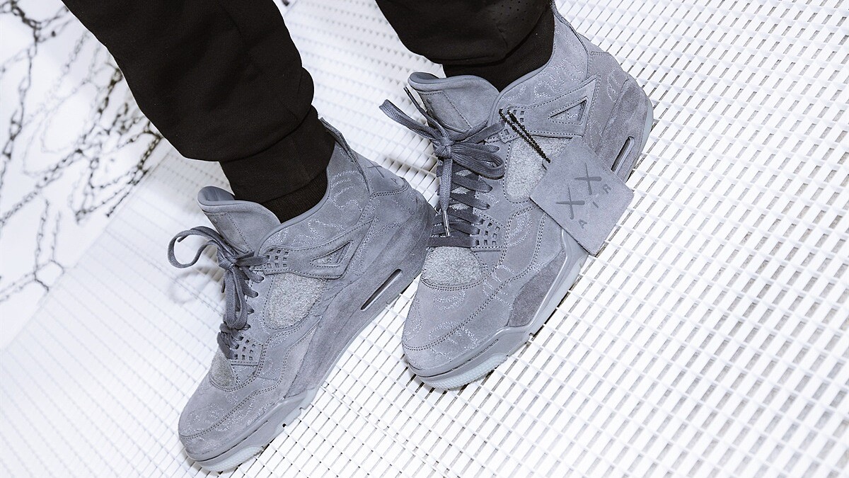 當籃球巨星遇上藝術家的聯名大作！Jordan x KAWS首次合作XXAIR球鞋