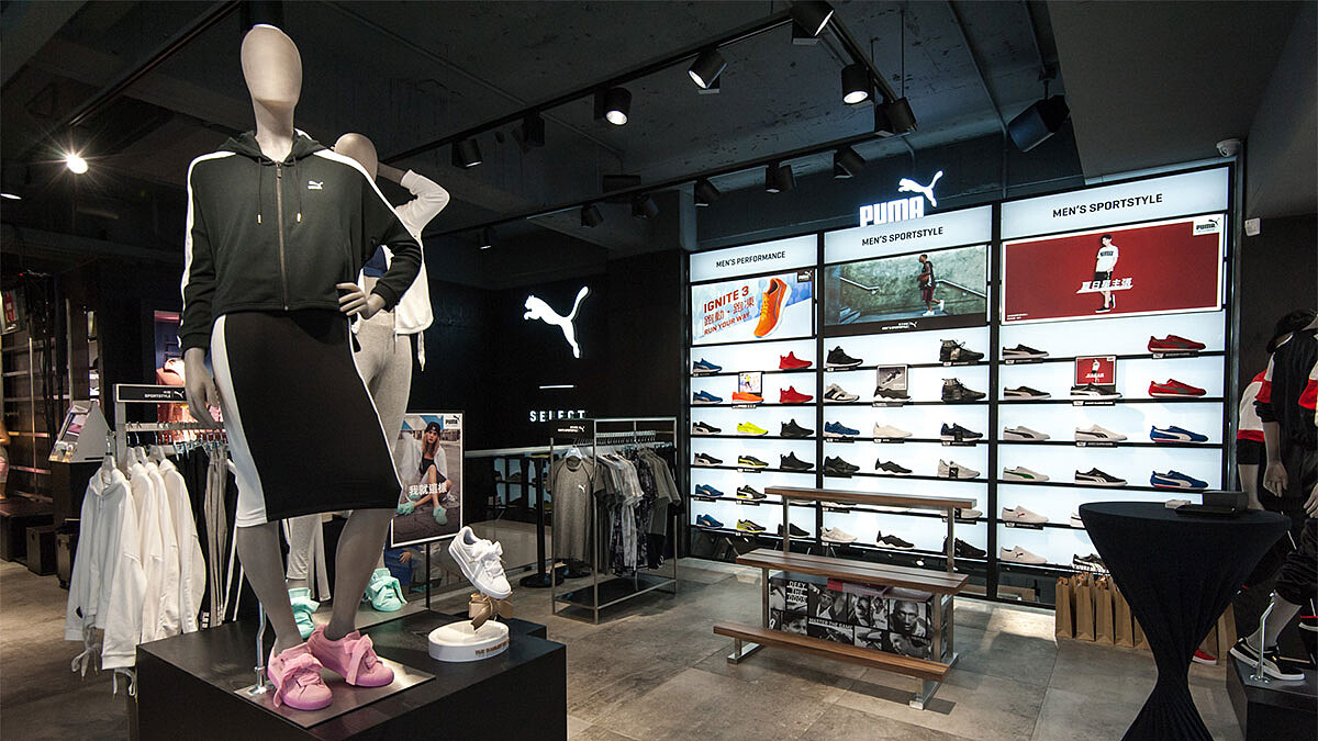 滿滿的Rihanna系列、蝴蝶結球鞋…全新開幕的PUMA忠孝旗艦店直擊！