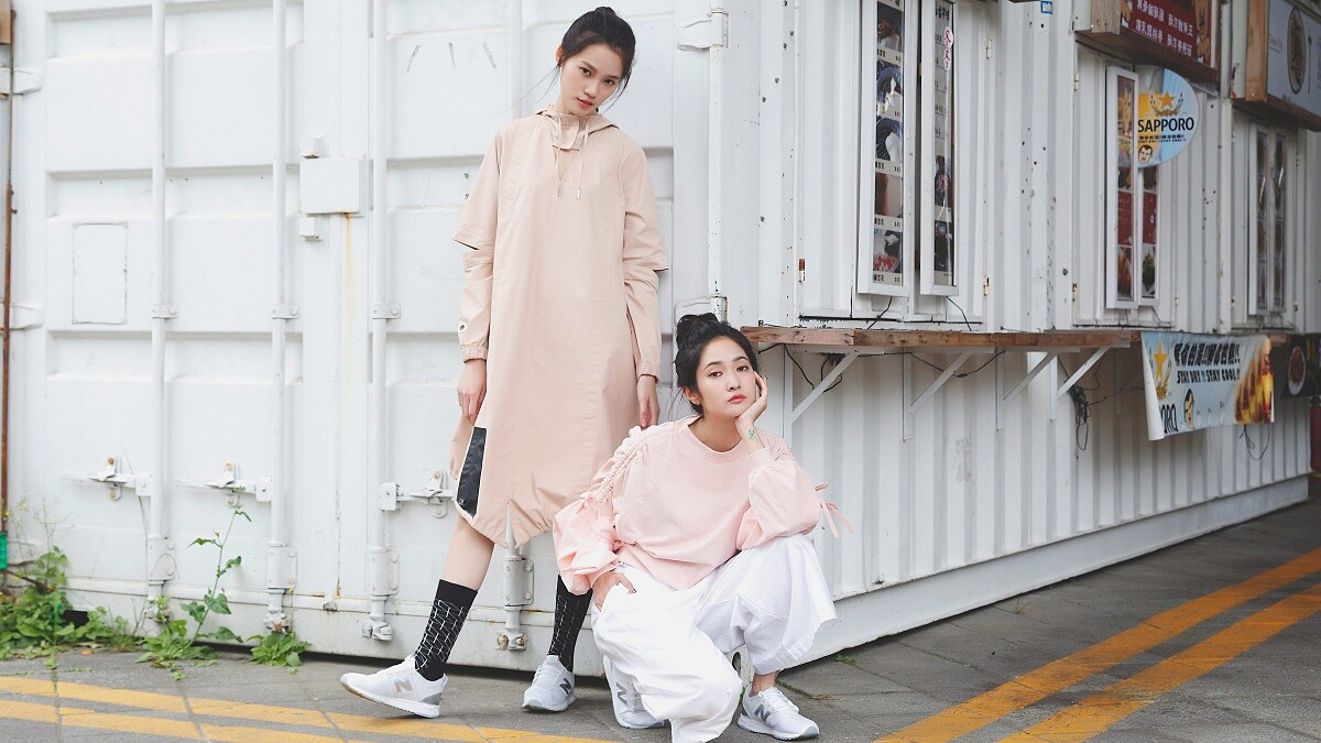 夏天就是要穿小白鞋！5雙讓人神魂顛倒的New Balance穿搭示範