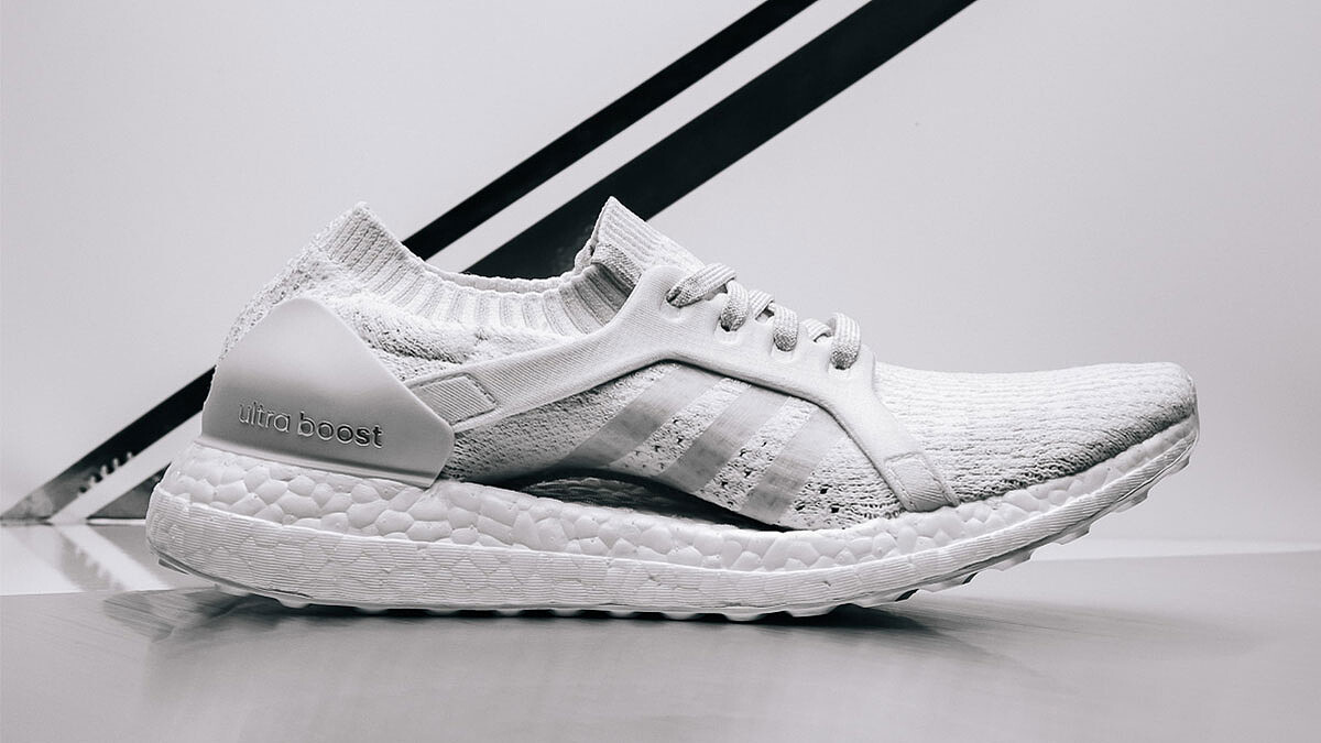 搶先開箱看細節！adidas夢幻純白運動鞋UltraBOOST X，本週登場！