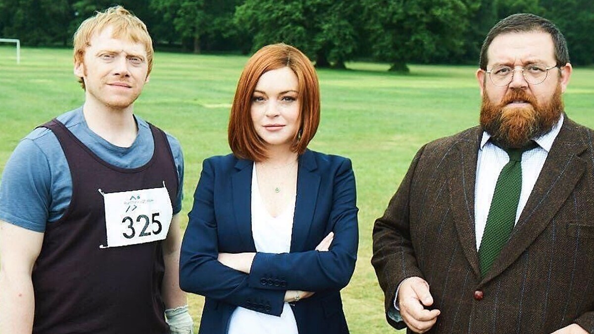 琳賽蘿涵回來了！兩大童星合體，攜手「榮恩」魯柏葛林特演出新黑色喜劇《Sick Note》