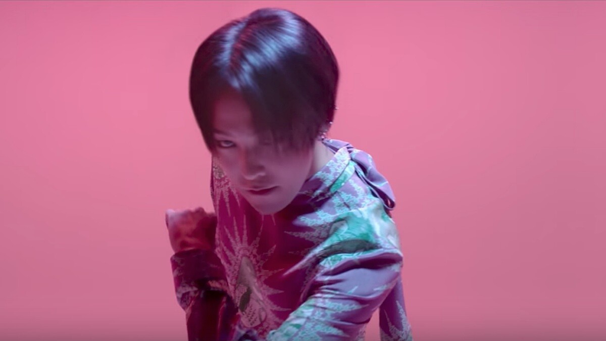 沙宣大中華區代言人G-Dragon最新代言廣告曝光，魅惑電眼撩髮太迷人