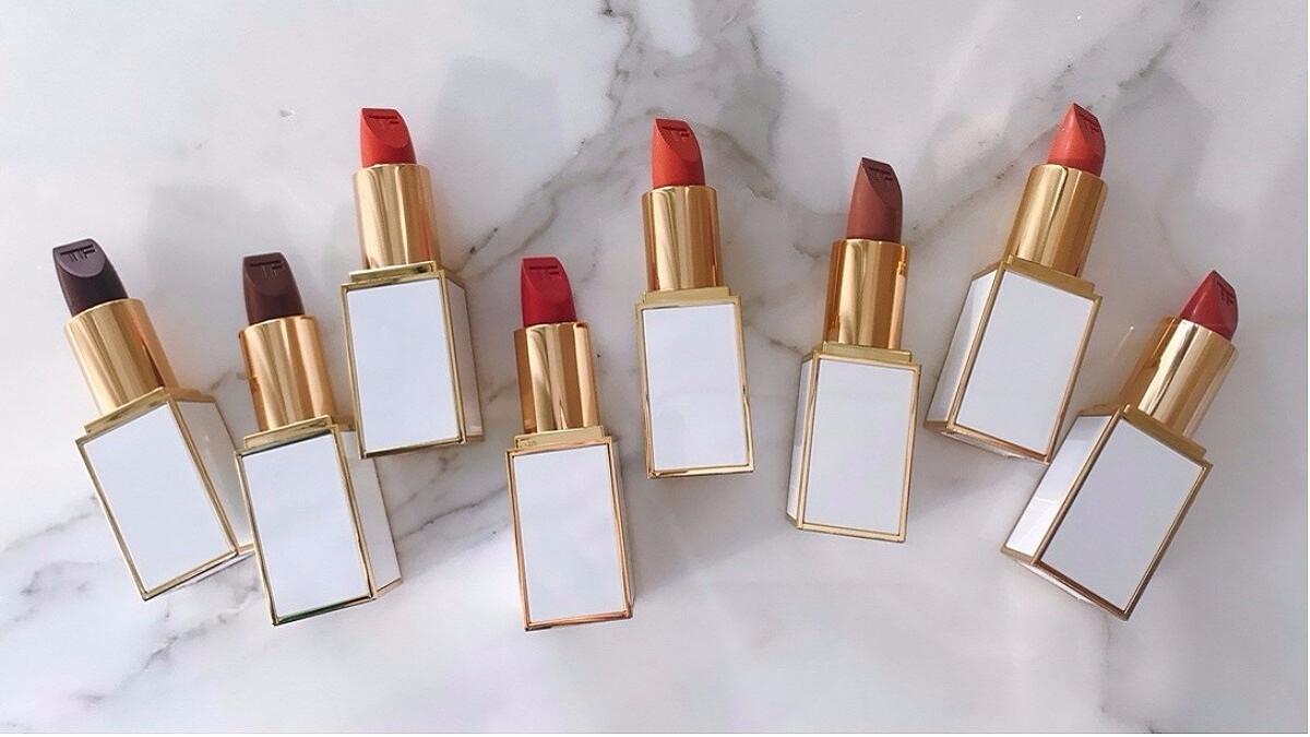 這次千萬要搶到～8/3補貨！一次給你最齊全的Tom Ford白管唇膏，密切鎖定【#3、#4、#5】以及美到發暈的黑馬色【血色感#1】～