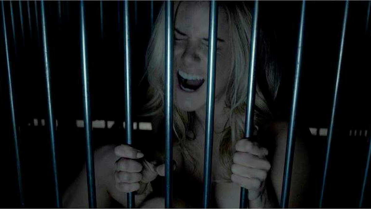 這場遊戲解的是你的命！猶如奪魂鋸的絕望，恐怖驚悚新片《密弒逃脫》