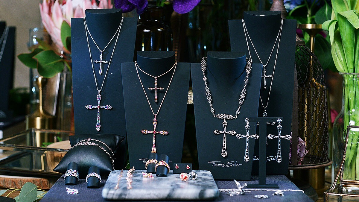 帶上姊妹一起當女皇！Thomas Sabo秋冬以古典風、三色寶石打造貴族王國