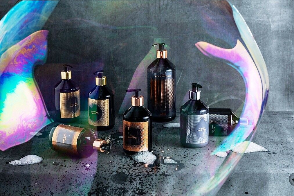 根本愛不釋手 Tom Dixon推出冷冽金銀ECLECTIC洗護手系列 