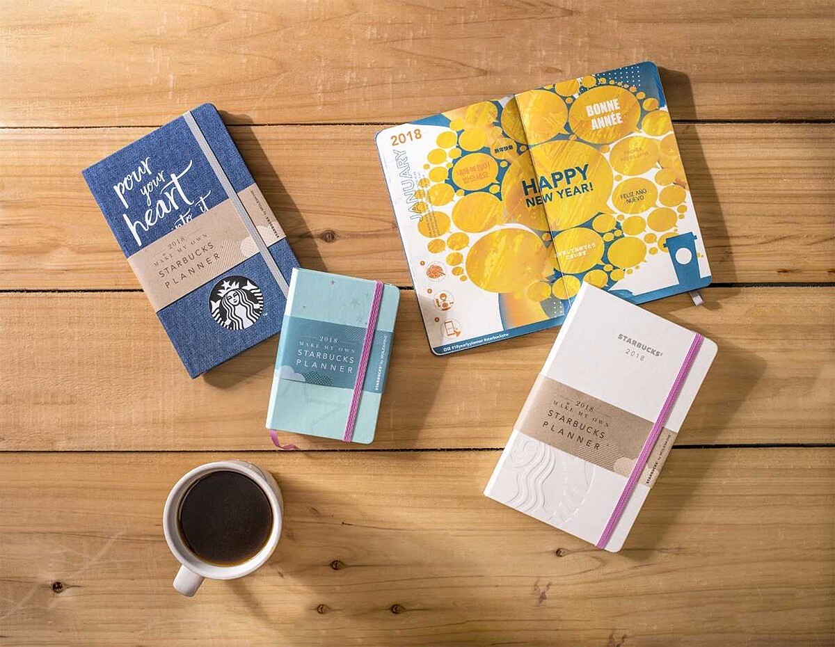 手帳迷們一定要收藏！星巴克與筆記本界傳奇品牌Moleskine推3款2018聯名設計行事曆
