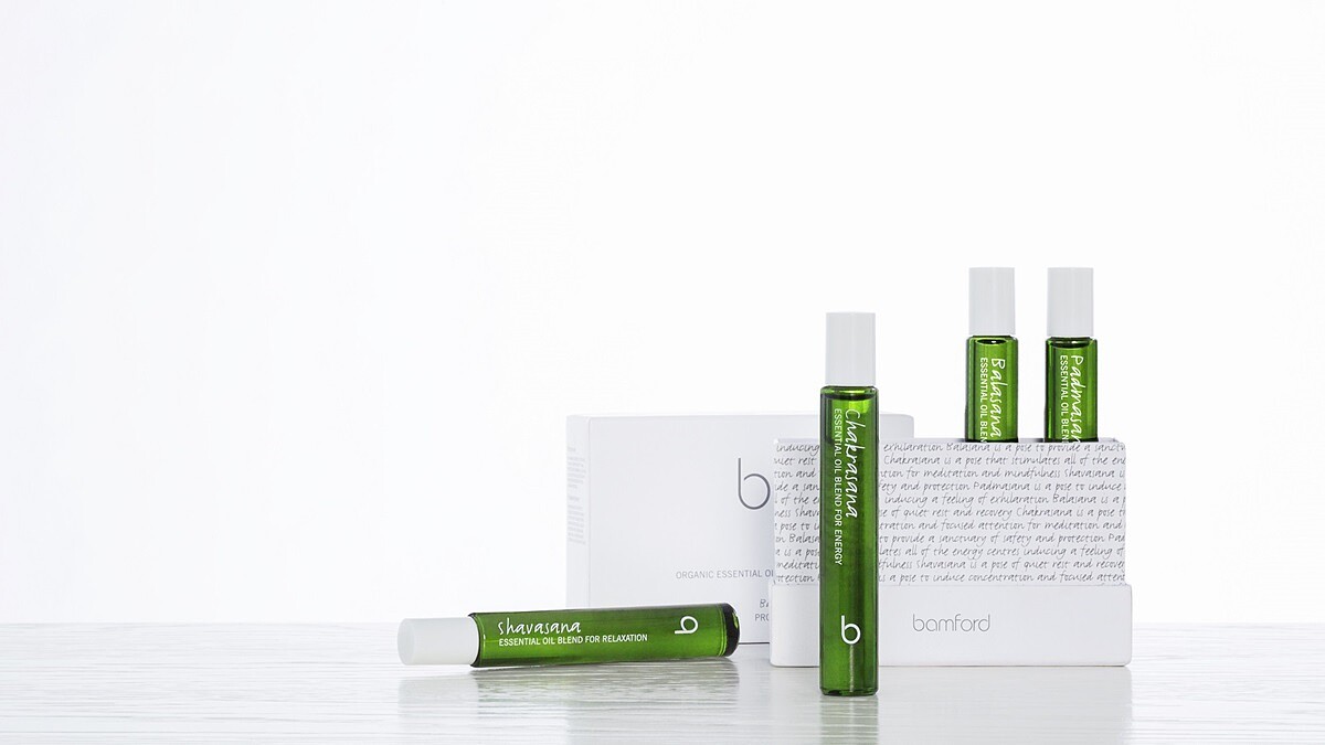 以瑜珈動作發想的bamford有機複方精油滾珠瓶，讓身、心、靈感受最徹底的放鬆、療癒