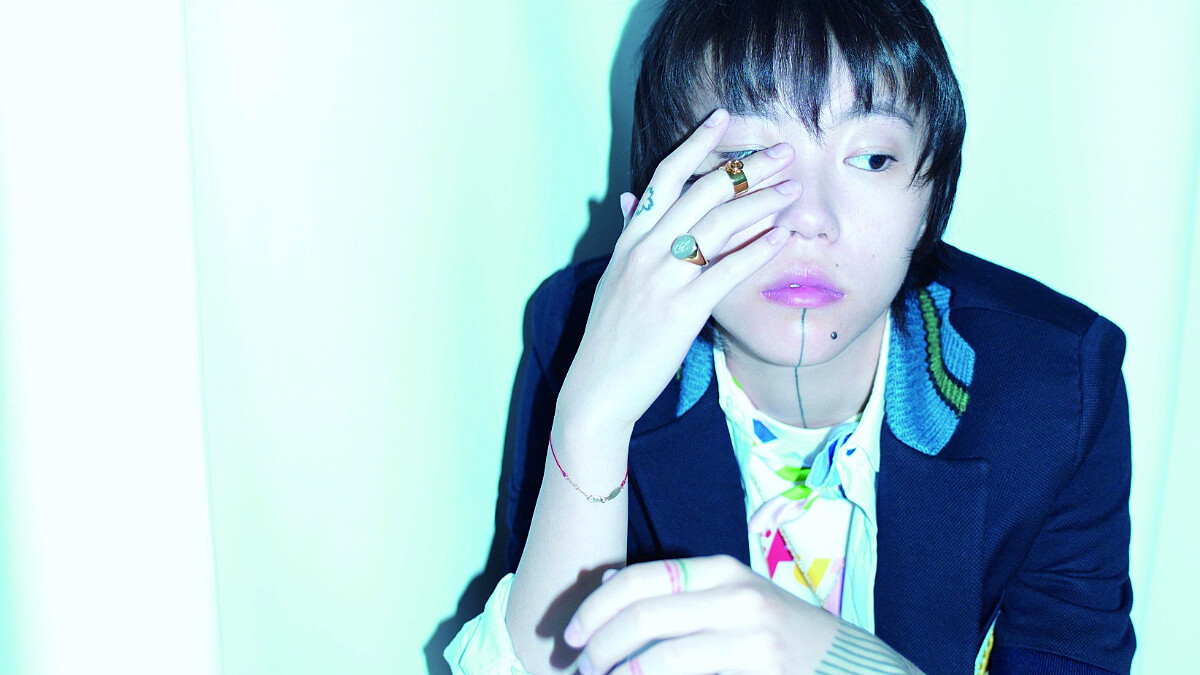 一手包辦詞曲!竇靖童推新專輯《Kids Only》,揭開音樂世界的自由靈魂