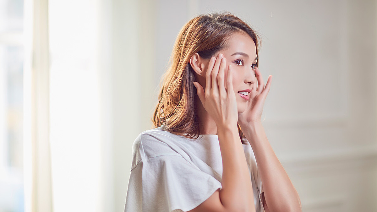 Akemi名模風采絕不走樣！以SISLEY抗老三經典非凡綜效，鎖住美麗肌密