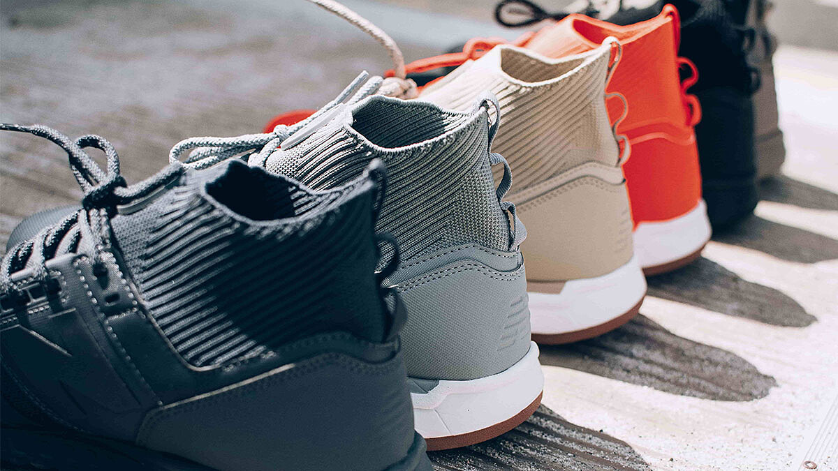 秋冬就靠這雙帥一波！New Balance換上前衛時髦的高筒襪套設計，大地色系打造Outdoor風格