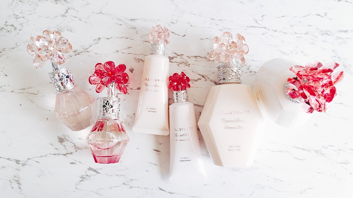 「是戀愛的甜蜜香氣，還有漸層瓶身配上玫瑰色水晶花束」JILL STUART吉麗絲朵花鑽香水2017限定版夢幻壓軸