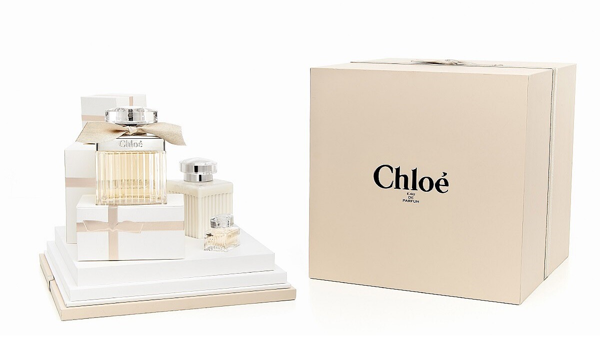 救命啊~ 裸膚色「Chloe同名2017許願聖誕樹限量禮盒精裝限定版」簡直美得不像話