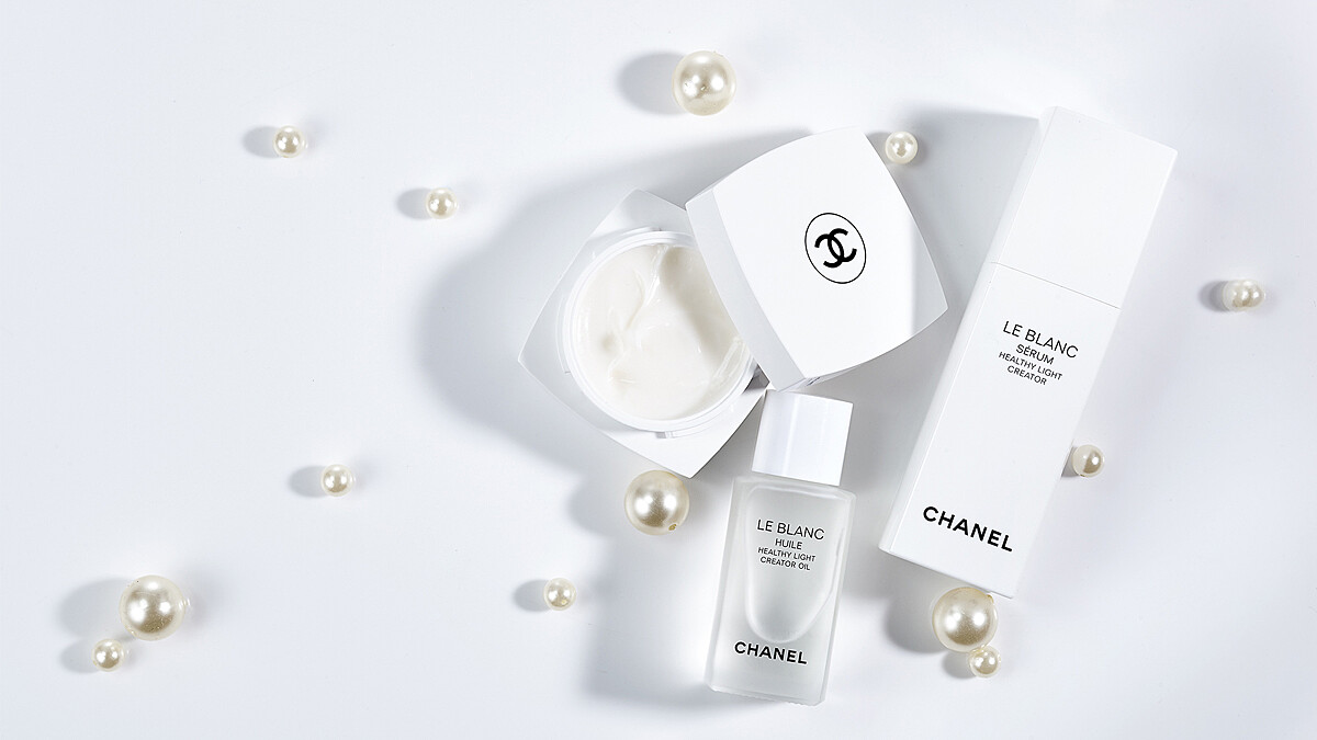 2018美白保養新話題：妳一定要認識這瓶----市面第一款淨白前導「發光油」！