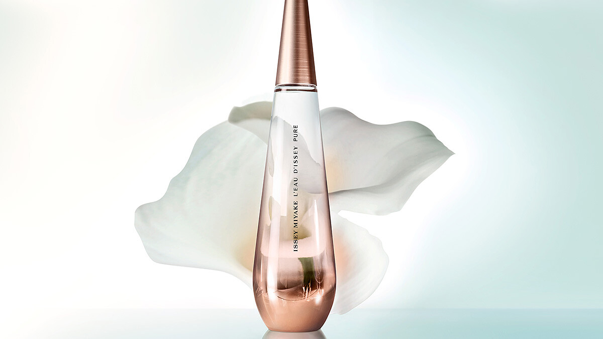 滿滿清新綻放的春日香氣，氣質滿分的微甜「PURE 系列」最終章，盡顯純粹之美！