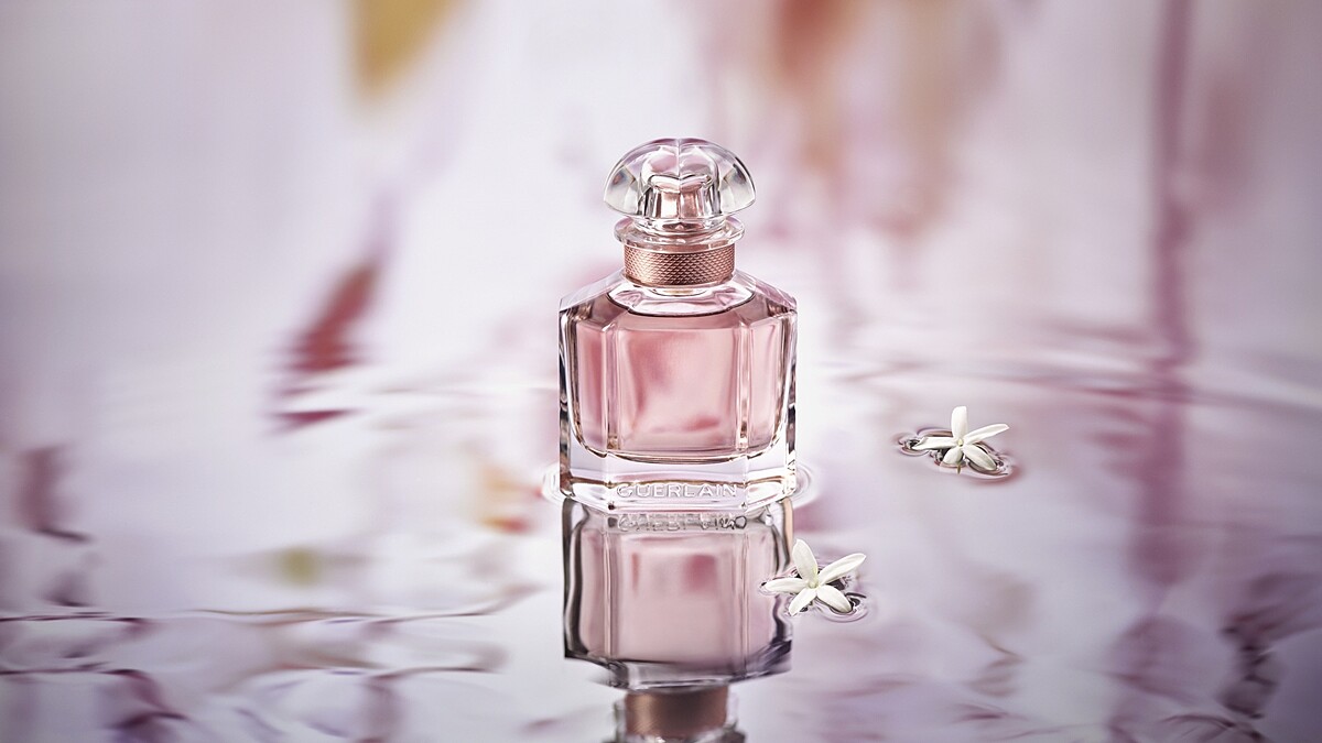 嬌蘭安潔莉娜裘莉我的印記淡香精再推牡丹版，玫瑰金瓶蓋是小巧思