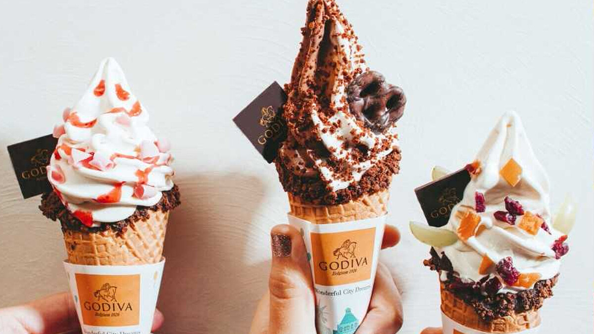 搭配屬於自己的個性霜淇淋！期間限定，GODIVA 5/18起推出自選口味霜淇淋活動