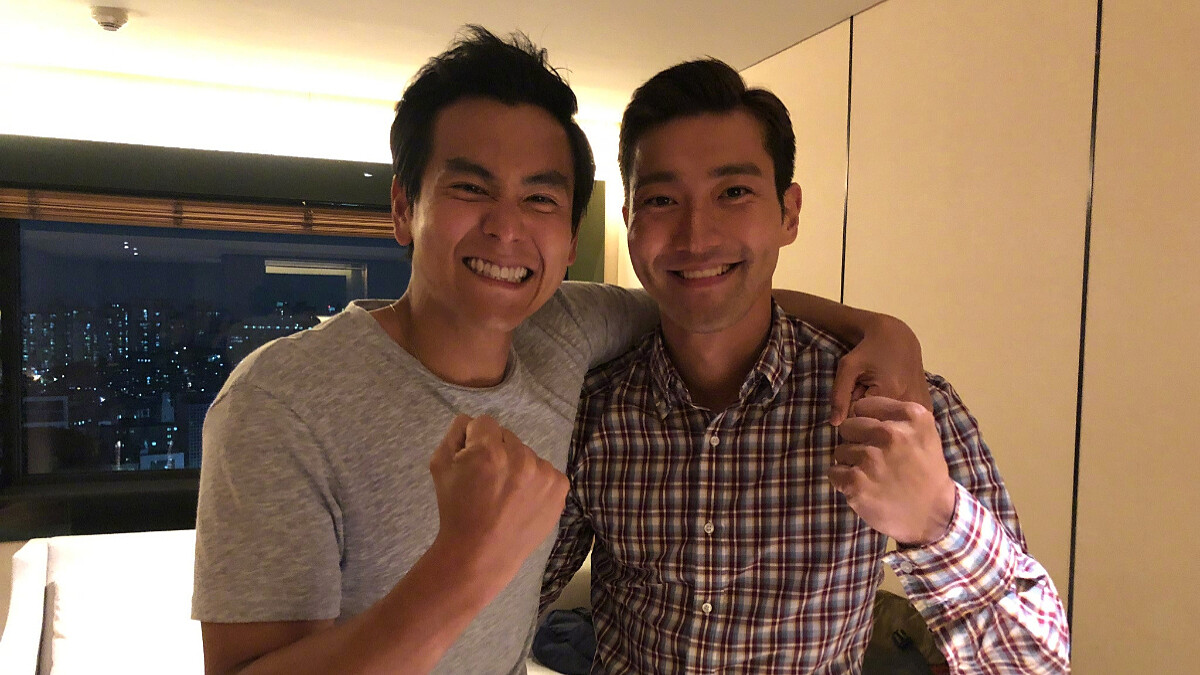 有一種兄弟叫「 崔始源與彭于晏」!好情誼再聚首,露齒大笑好陽光阿~