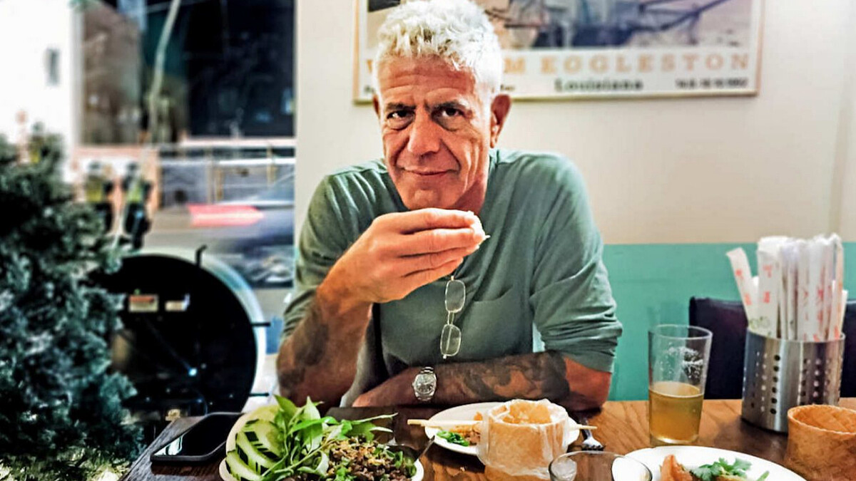 曾經來台品嚐在地美食，美國浪子美食家安東尼波登逝世，享壽61歲！