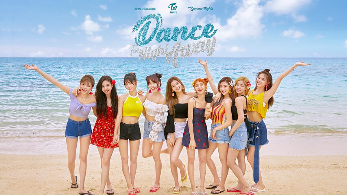 跳出夏日的舞步，TWICE全新夏日專輯《Summer Nights》清爽登場！