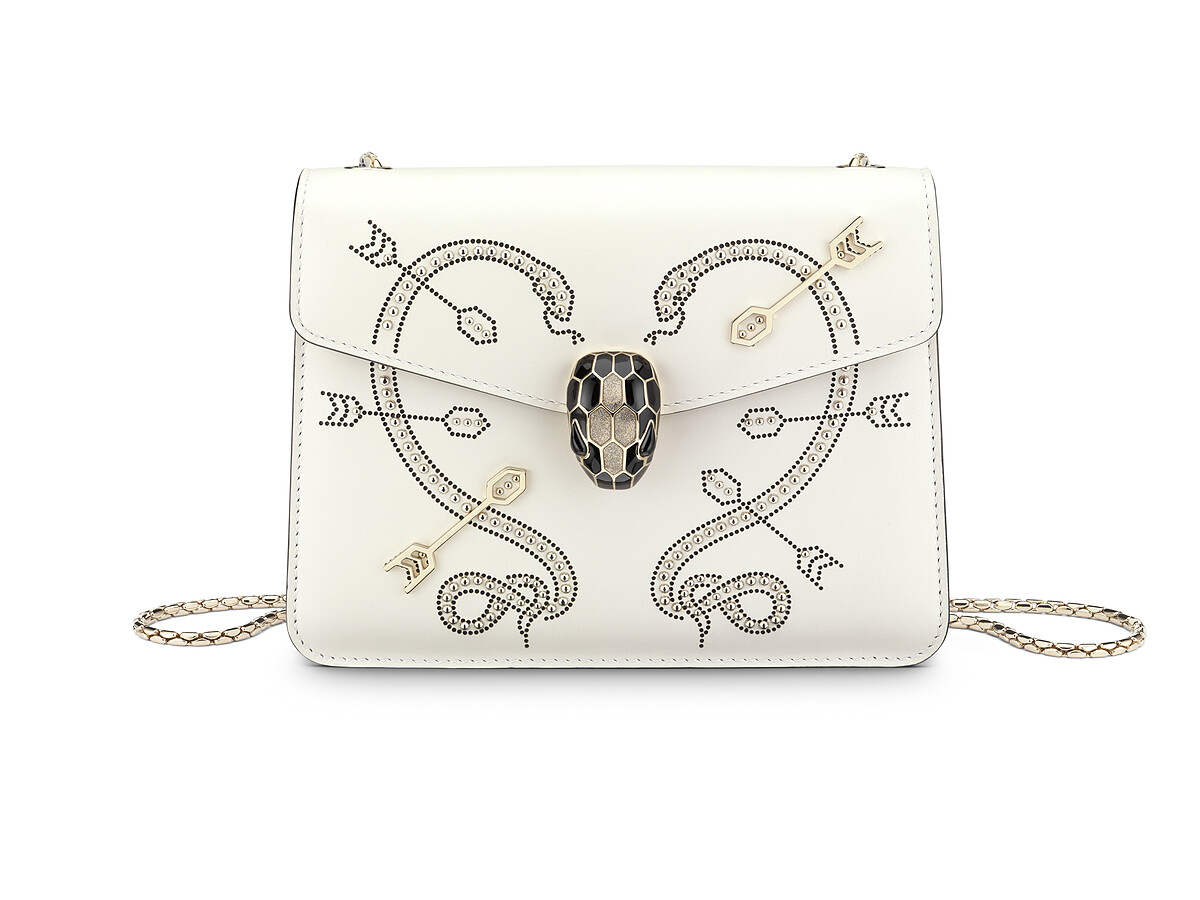 BVLGARI Serpenti Pop Heart 淨白瑪瑙色小牛皮肩背包