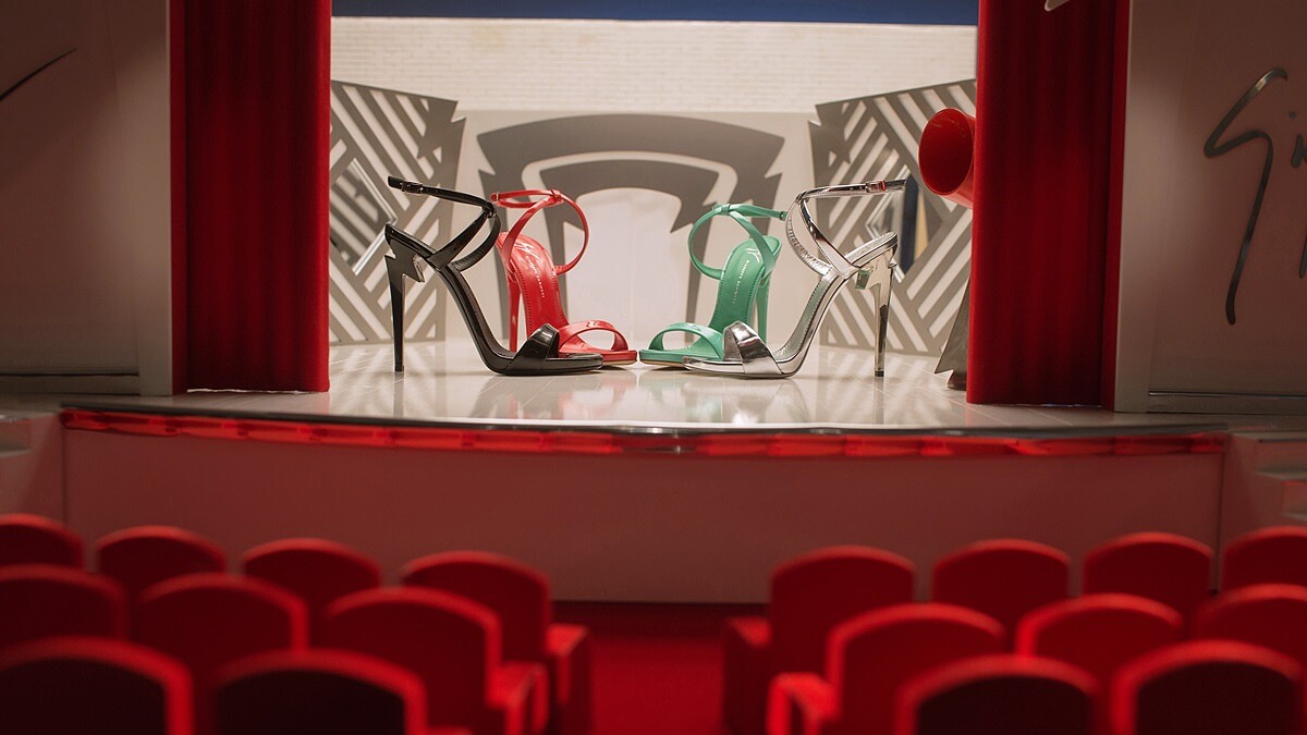 夏天的鞋櫃不能少了高跟涼鞋!Giuseppe Zanotti推出繽紛鮮豔「G-Heel」系列