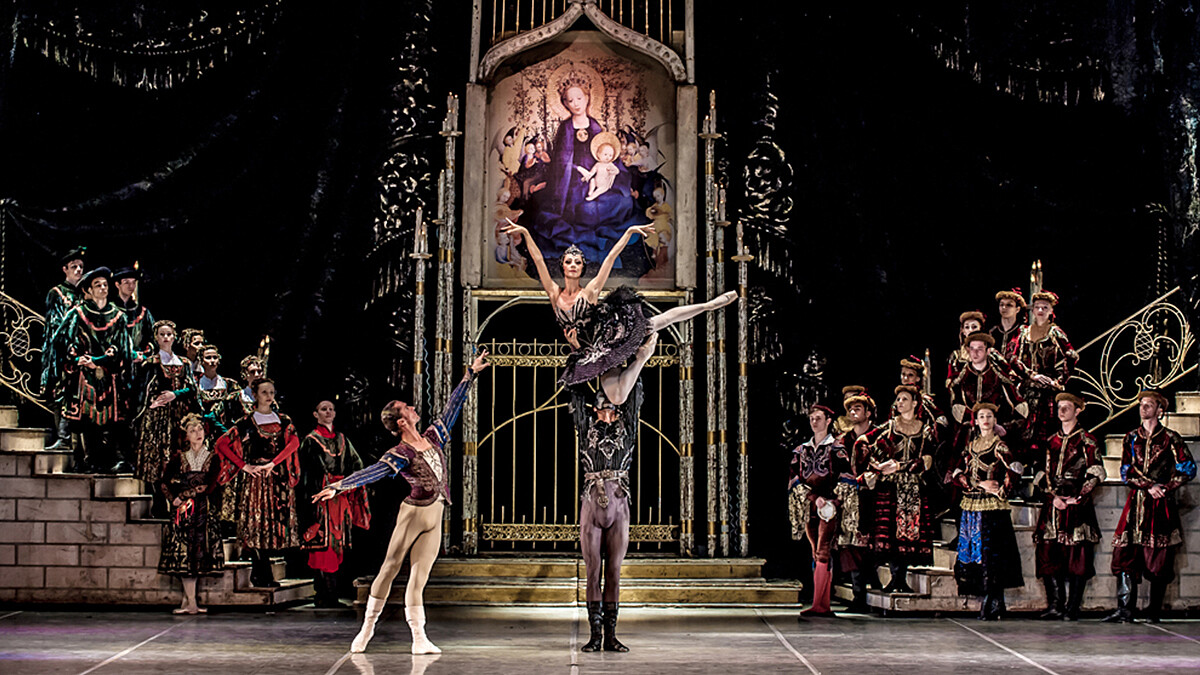 俄國三大芭蕾舞團「莫斯科古典芭蕾」首訪台灣！優雅身段詮釋經典舞作《天鵝湖》