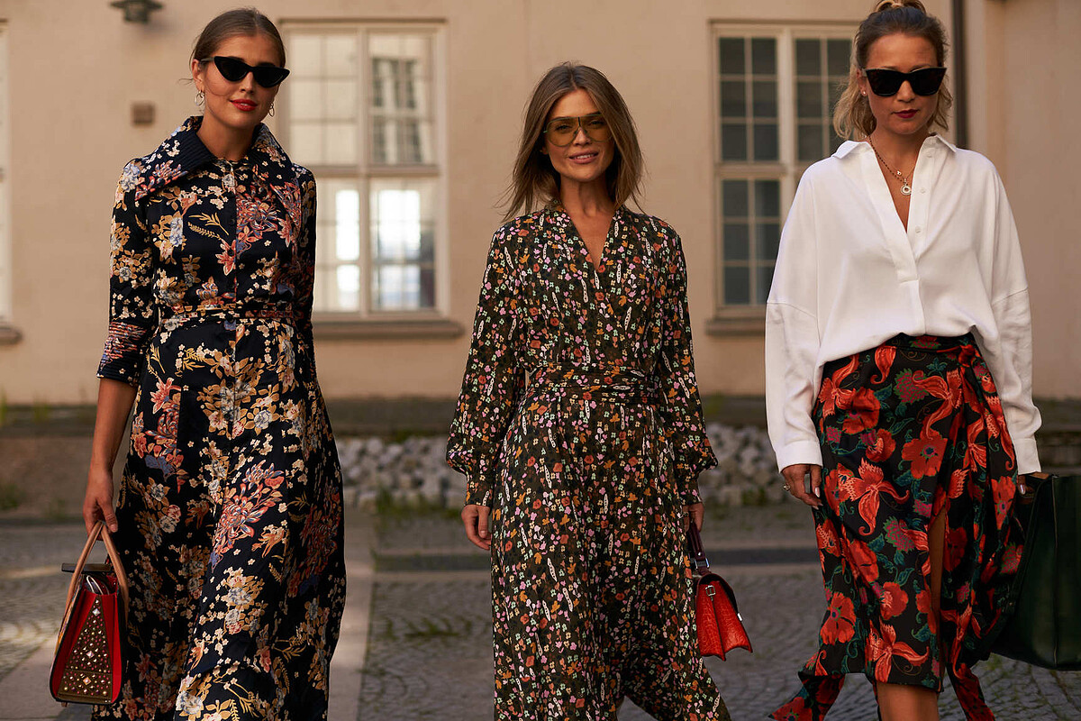 換上印花單品，讓這個夏天充滿青春的氣息吧。