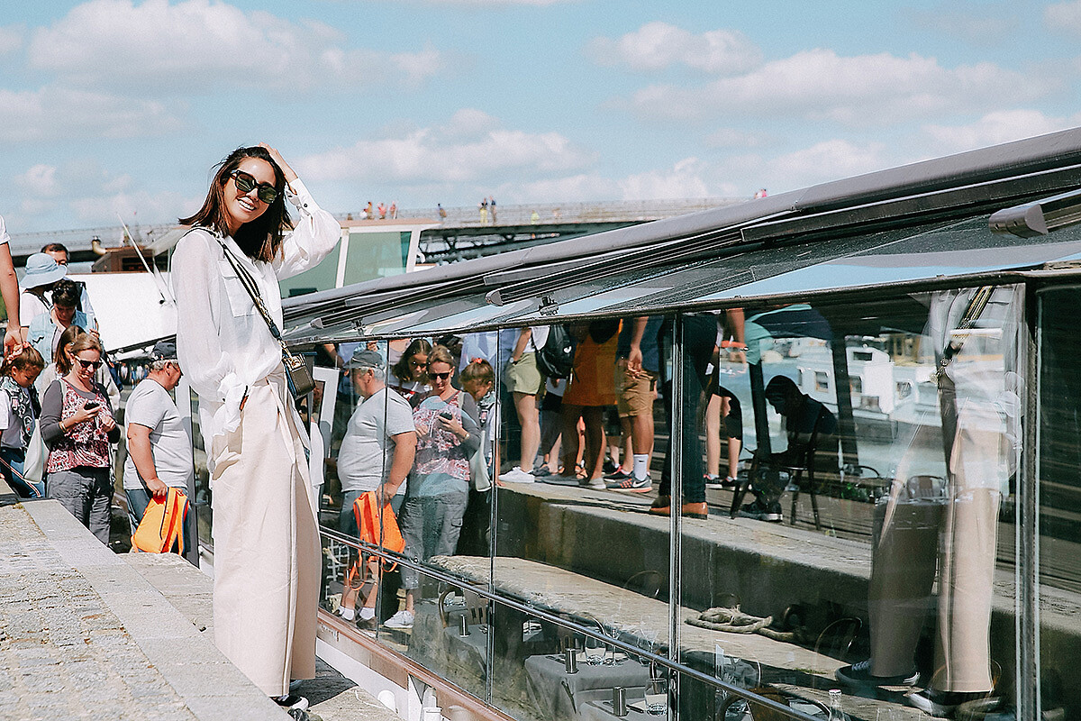 ▲追尋《愛在日落巴黎時》的電影場景,搭船遊塞納河,一感濃濃的戀愛氛圍。