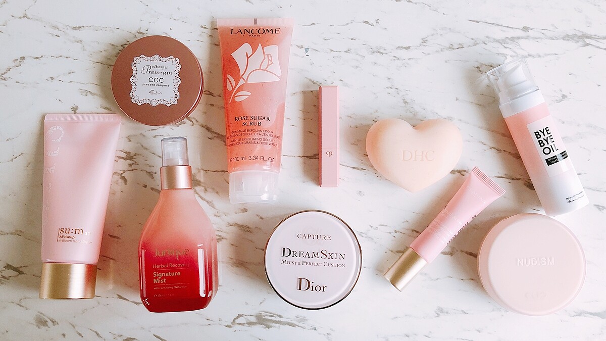 讓人少女心大開!從護唇膏、護手霜、氣墊粉餅、眼霜通通有的10樣粉紅美妝品盤點