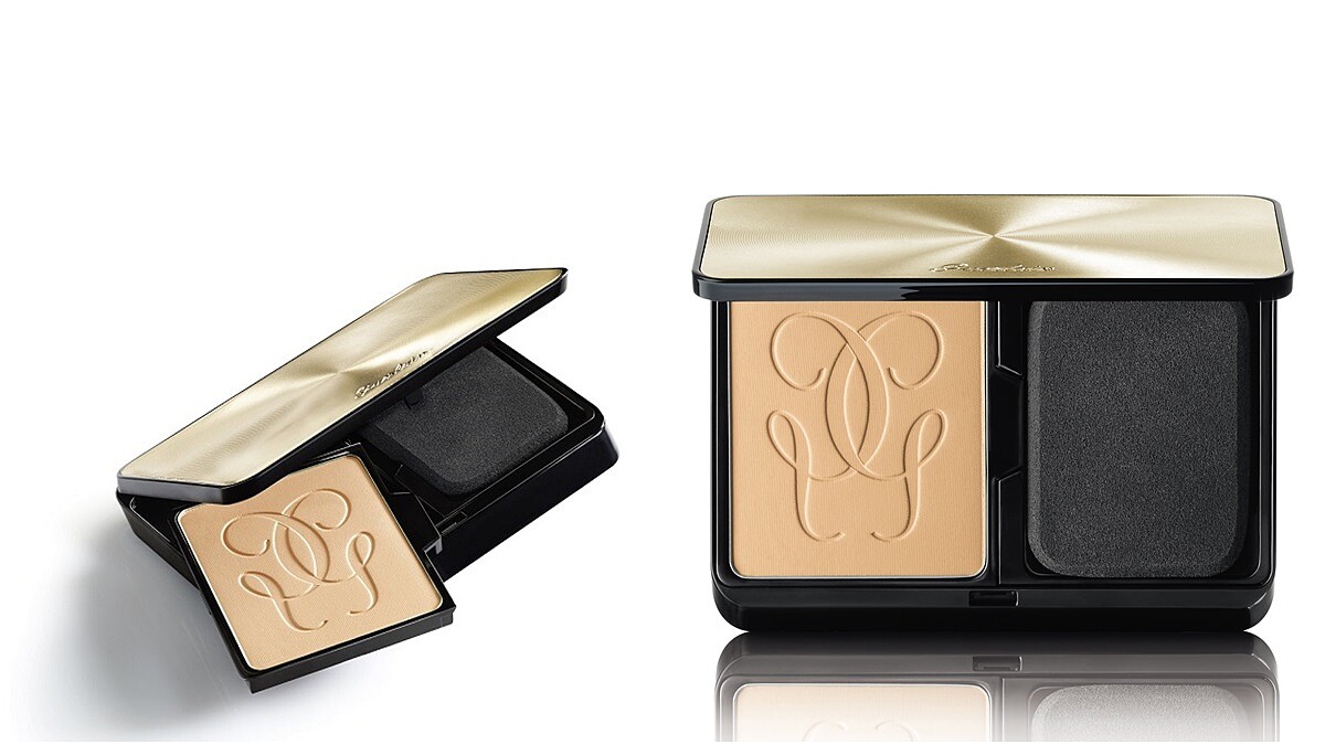 原來上了妝就像沒有上妝是這種感覺！法國嬌蘭全新推出輕裸感微霧光粉餅，秘密配方讓粉餅跟肌膚一整天也不分離