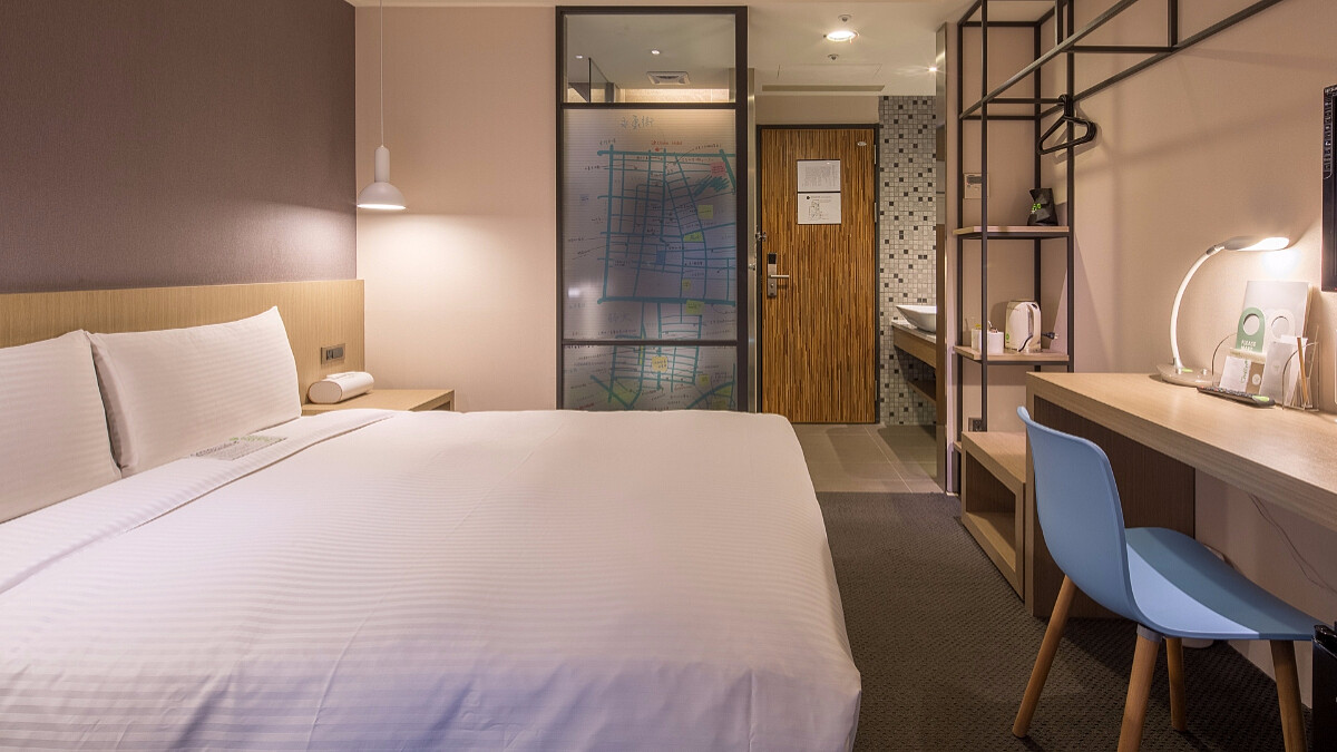 坐落於繁華東門的舒適商旅 附近美食多到傷腦筋