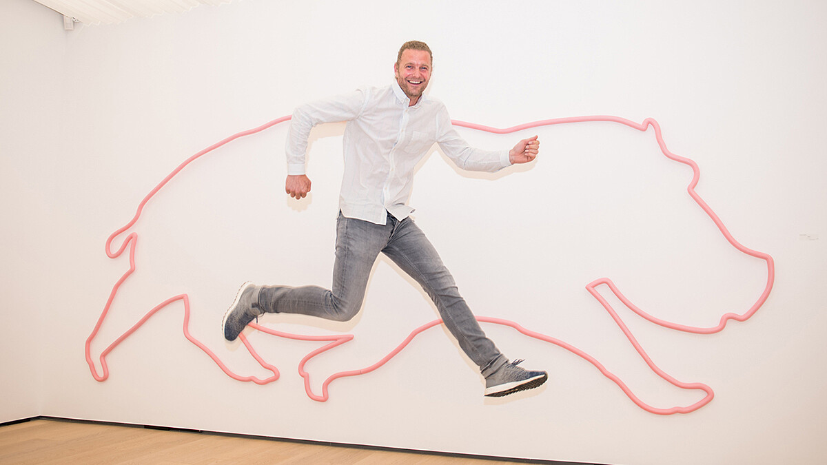 環遊世界的〈黃色小鴨〉創作者！弗洛倫泰因・霍夫曼台北首次個展《玩遊世界》