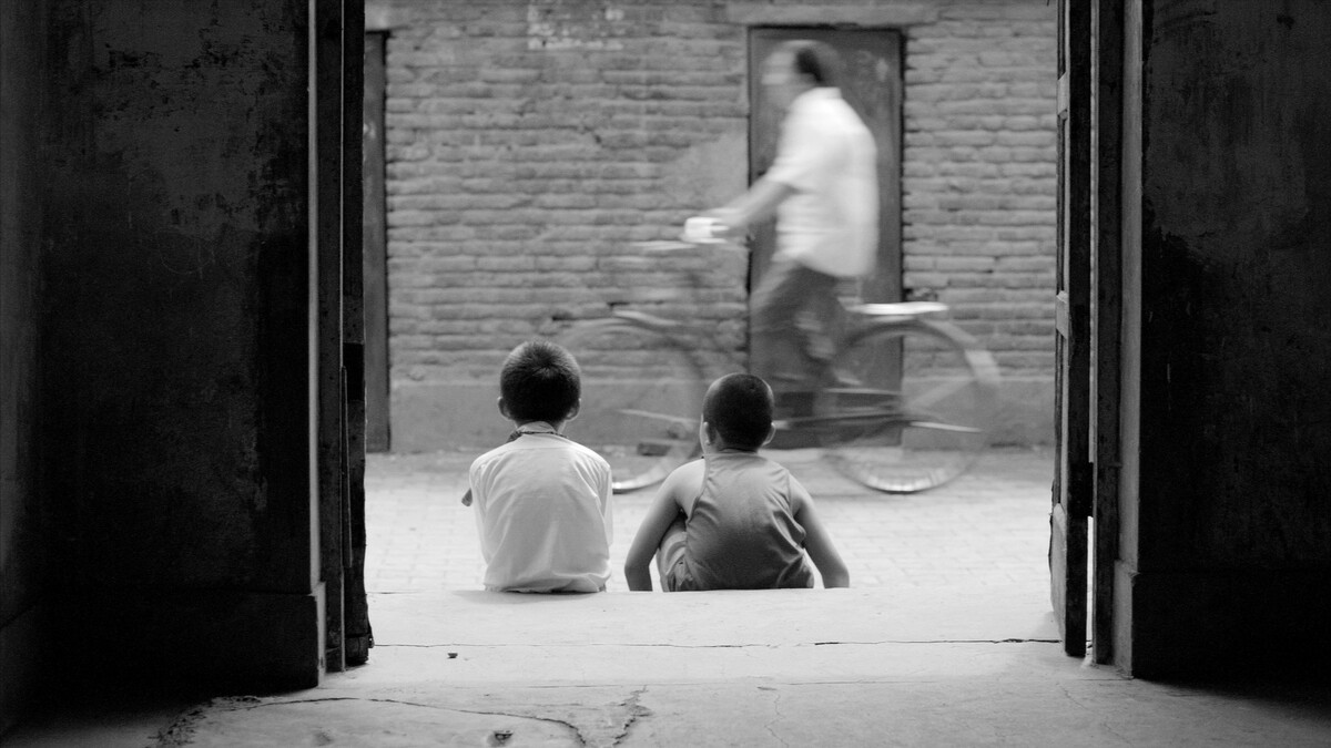 張大磊《八月》