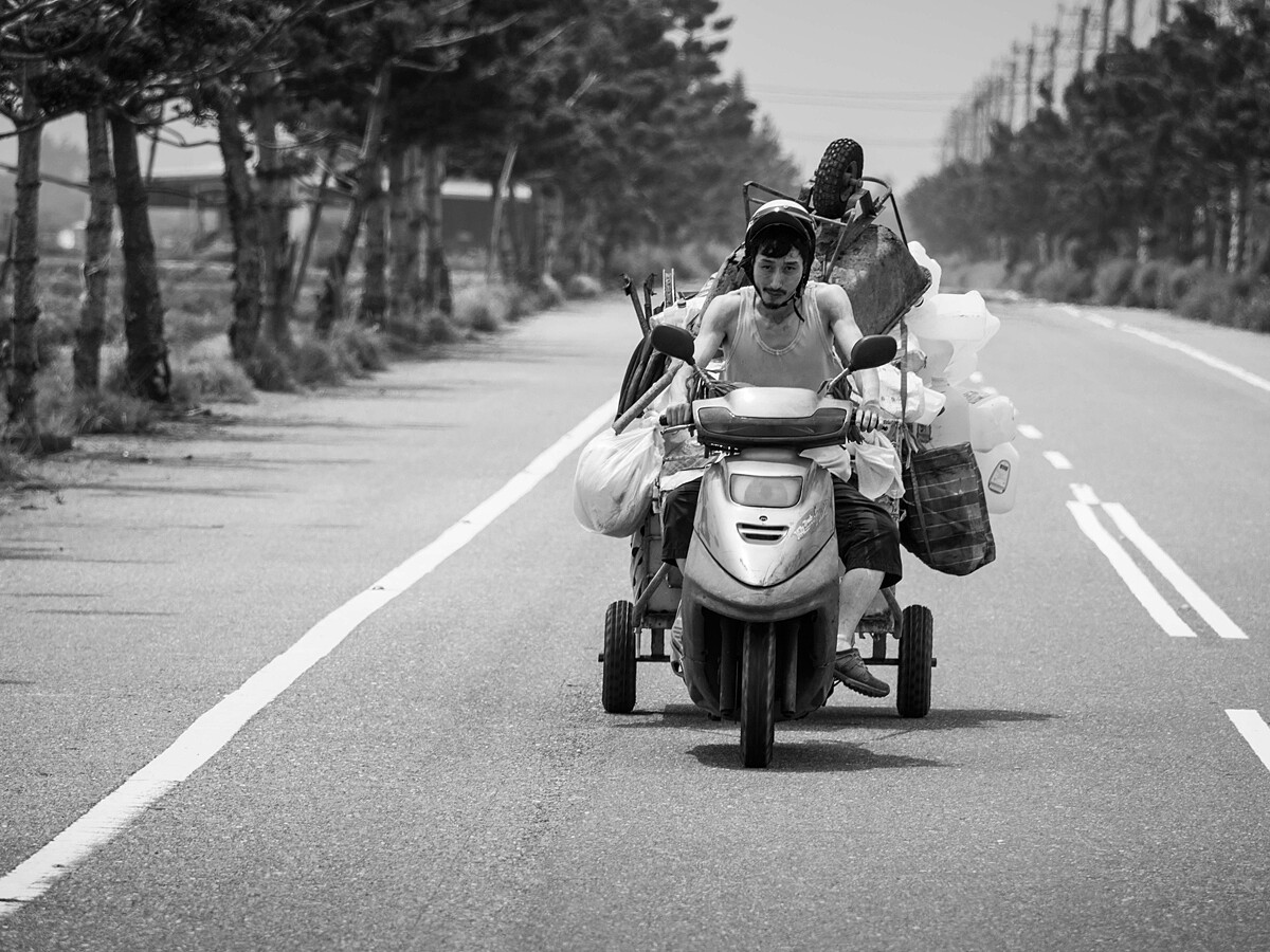 黃信堯《大佛普拉斯》