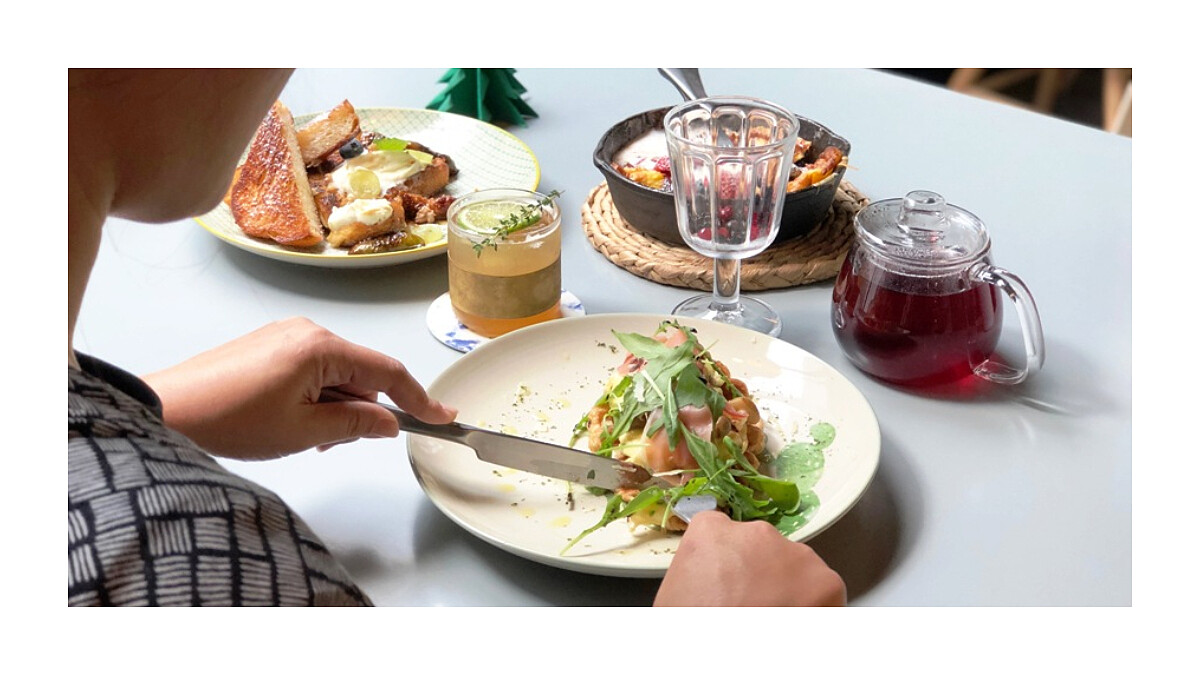 滿滿餡料每一口都有豐富味道 無花果奶油焦糖布里歐、莓果格子千層派、鐵鍋鬆餅 P&amp;amp;T柏林茶館冬日午茶套餐太療癒